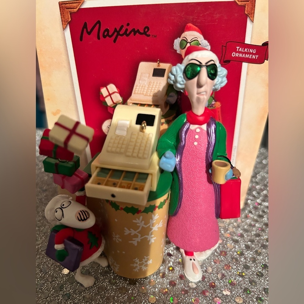 Hallmark Keepsake Maxine’s “Crabby Mall-idays” Talking Ornament 2004 QLX7641 NIB
